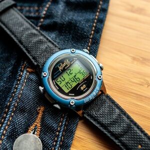 Timex 1998 Atlantis 100 Blue Vintage 42mm Branded Canvas Strap